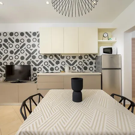 Elizabeta Apartment