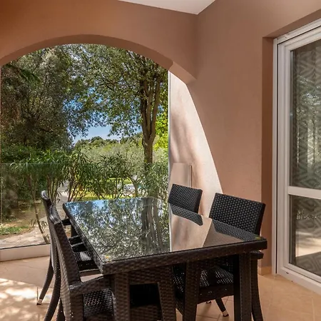 Elizabeta Appartamento Pola