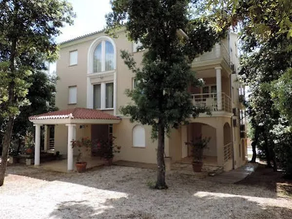 アパート Elizabeta *