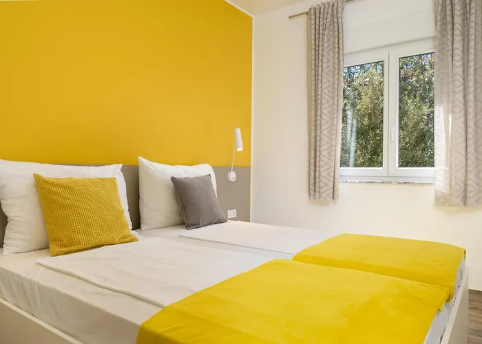 Elizabeta アパート プーラ