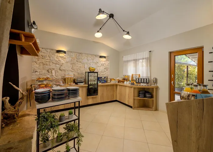 Elizabeta * プーラ